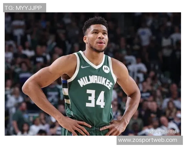 小里盛赞字母哥风度翩翩湖记调侃其在比赛用球管理上有所提升 小里盛赞字母哥风度翩翩湖记调侃其在比赛用球管理上有所提升